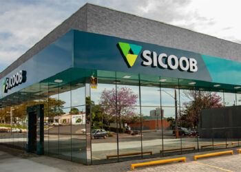 Sicoob está entre as 35 maiores empresas do Brasil no ranking da Exame