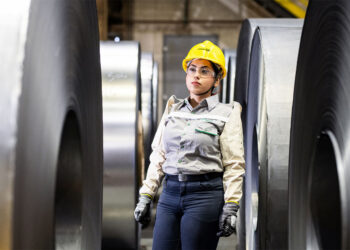 Usiminas aumenta EBITDA em 6% e resultado é impactado por efeito contábil