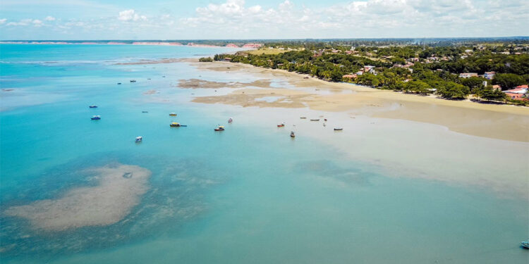 Road Show Costa das Baleias chega a Ipatinga para promover o turismo do Sul da Bahia