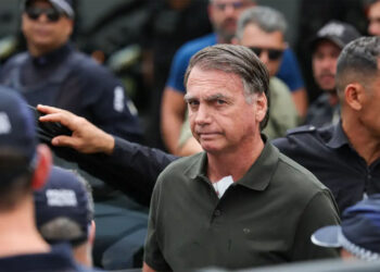 Moraes determina que Bolsonaro cumpra pena na Superintendência da PF