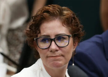 Primeira Turma do STF consolida maioria para cassação do mandato de Carla Zambelli