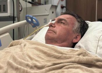 Jornalistas e Escritores Independentes denunciam “tentativas de assassinato” de Bolsonaro na prisão