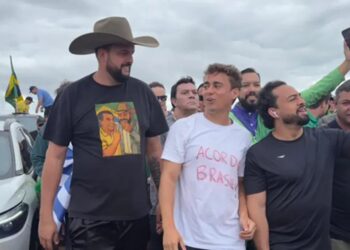 Nikolas teme infiltração do PT em concentração da Caminhada pela Liberdade