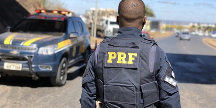 PRF alerta para transtornos da “Caminhada” no trânsito Brasília