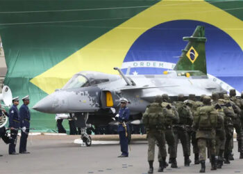 Debandada nas Forças Armadas alcança oficiais superiores e instrutores de voo