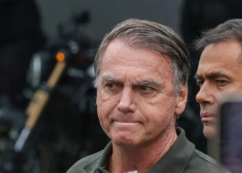 Moraes rejeita remoção de Bolsonaro para hospital e cobra laudos médicos