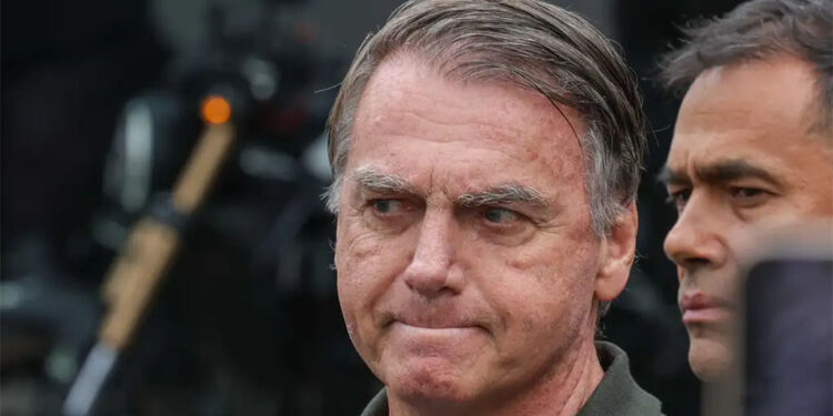 Moraes rejeita remoção de Bolsonaro para hospital e cobra laudos médicos