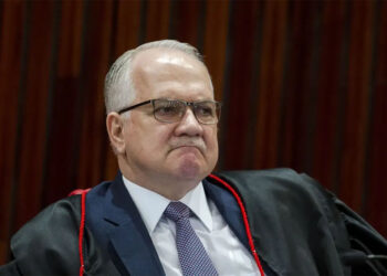Fachin antecipa retorno a Brasília para conter crise no STF sobre caso Banco Master
