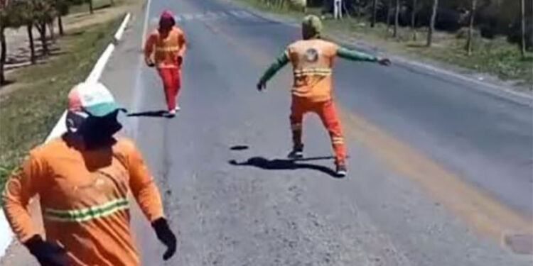 Enquanto o gari morre no silêncio, o espetáculo segue