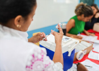 Ipatinga amplia temporariamente vacinação contra meningite com a ACWY