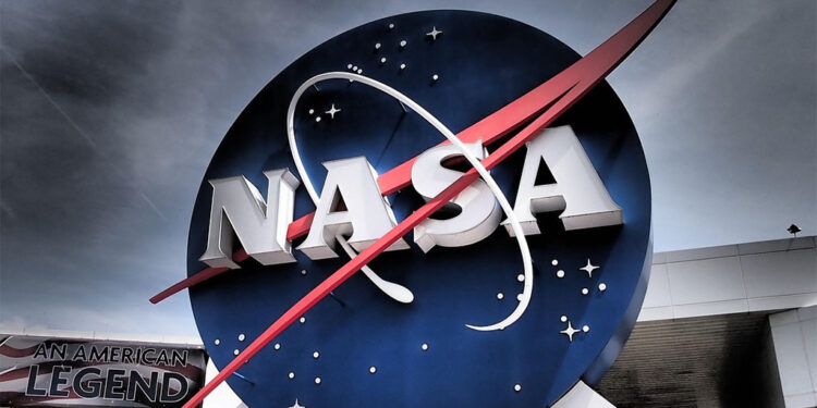 NASA prepara nova missão tripulada à Lua e anuncia lançamento para 6 de fevereiro