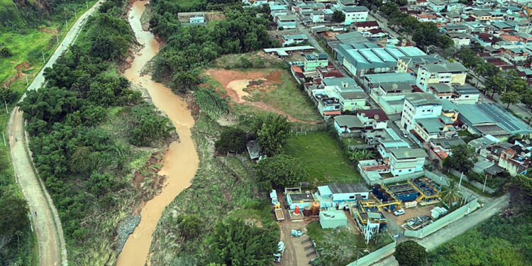 Governo de Minas reforça rede de saúde de Ubá com envio de remédios e insumos