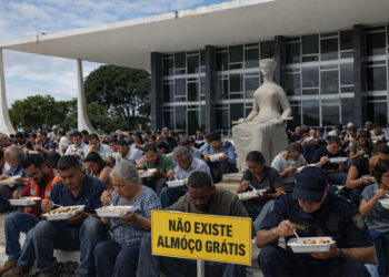 Não existe almoço de graça, o vinculo fica
