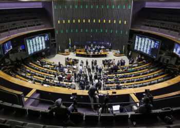 Câmara aprova urgência para PL que eleva limite do MEI para R$ 130 mil por ano