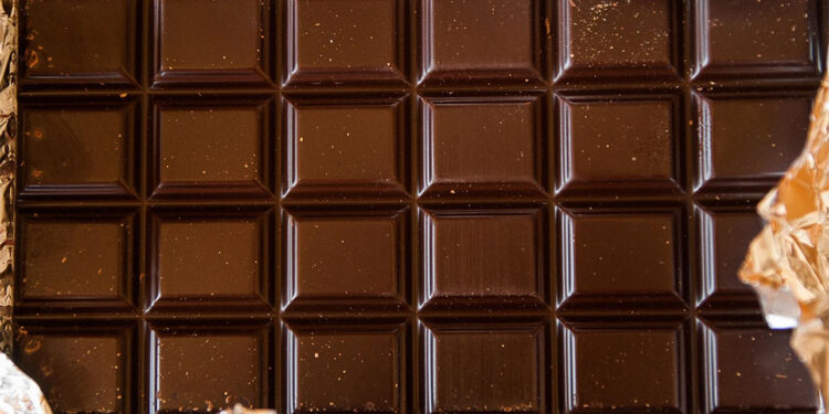Carga de chocolates desaparece durante transporte na Europa e mobiliza investigação