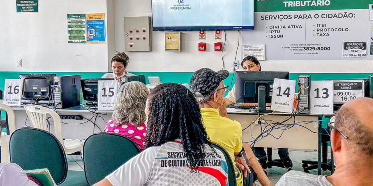 Ipatinga prorroga prazo que garante 50% de desconto para aposentados no IPTU 2026