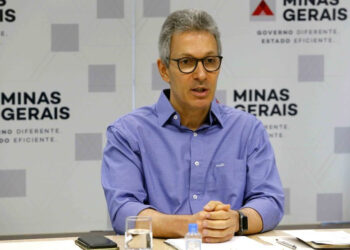 Romeu Zema anuncia renúncia ao governo de Minas e deixa cargo no dia 22 de março