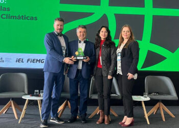 Aperam recebe selo da Fiemg por projeto de economia circular que reduz emissões na produção de aço