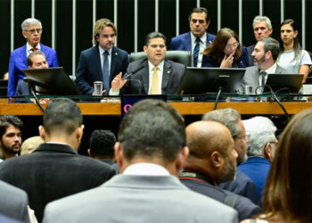 Em nova derrota a Lula, Congresso derruba veto ao PL da Dosimetria