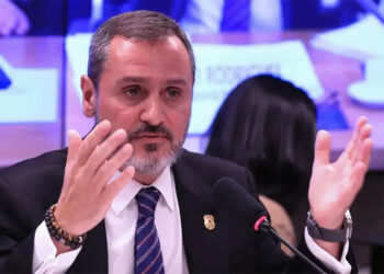 Em retaliação, PF retira credenciais de agente dos EUA em Brasília