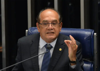 Gilmar Mendes avalia ação contra senador após relatório de CPI