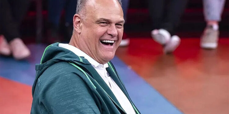 Oscar Schmidt, ícone do basquete brasileiro, morre aos 68 anos em São Paulo