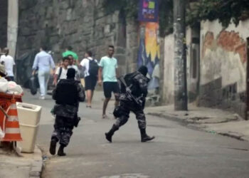 Violência letal no Brasil supera índices de países em conflito, aponta levantamento