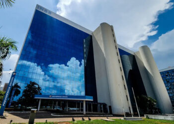 STF rejeita pedido de destaque para revisão de aposentadorias do INSS