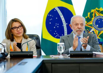 Janja: “Até quando vamos ver gente bebendo detergente?”