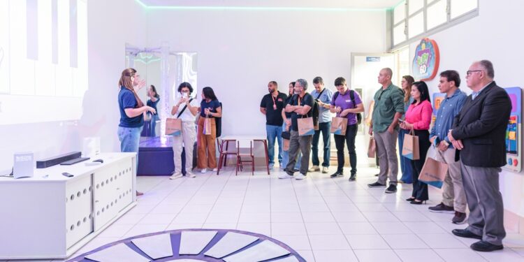 Unileste reúne imprensa e destaca ações sociais