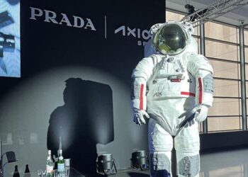 Prada leva tecnologia da moda para a Lua