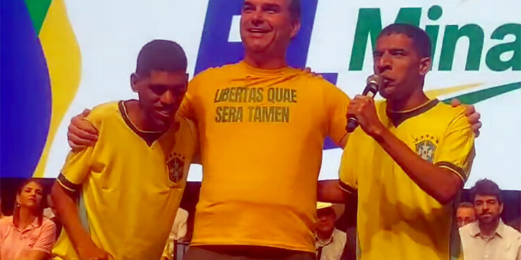 Irmãos do Vale do Aço emocionam Flávio Bolsonaro durante encontro em Belo Horizonte
