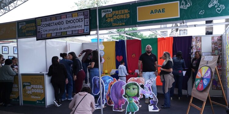 Coronel Fabriciano sedia feira de educação empreendedora neste sábado