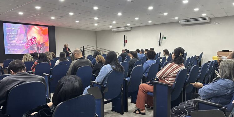 Saúde emocional é tema de workshop para educadores