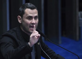 Republicanos descarta candidatura de Cleitinho ao governo mineiro