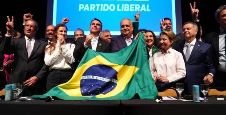 Escolha de Gaspar como vice foca a intenção de Flávio no combate à criminalidade e investigações federais