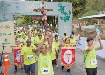 Corrida do Jubileu Senhor do Bonfim reúne atletas em Ipatinga