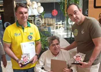 Candidatos recebem manifestos por obras na BR-381 e Rodoanel
