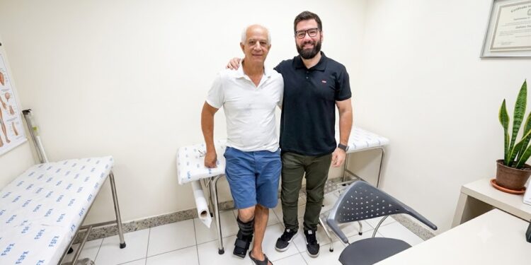 Hospital Márcio Cunha realiza primeira artroplastia de tornozelo