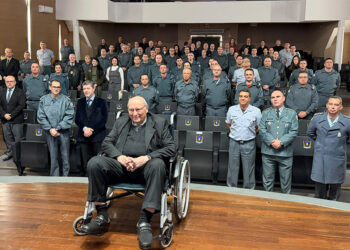 Ives Gandra ministra palestra para alunos do Curso de Comando e Estado-Maior da PMESP