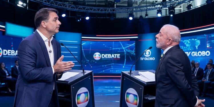 Campanhas de Lula e Flávio assinam regras do último debate