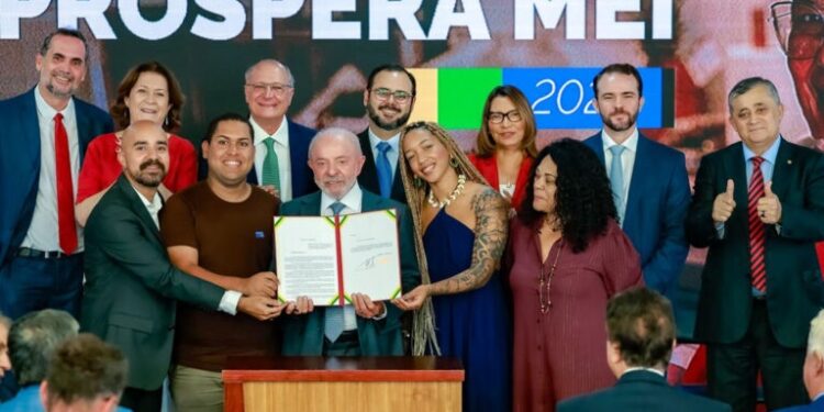 EXCLUSIVO: Ação judicial contesta ‘pacote de bondades’ de Lula