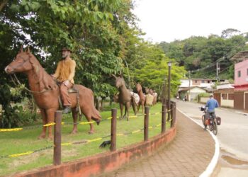 Expedição técnica avalia cicloturismo no Vale do Aço