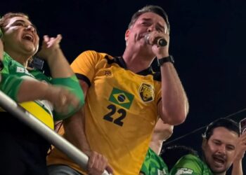 “Bloco do 22”: estratégia da campanha de Flávio Bolsonaro surgiu no Ceará