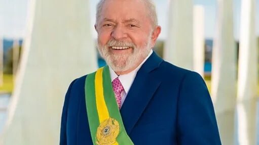 Lula é reeleito presidente do Brasil e conquista quarto mandato